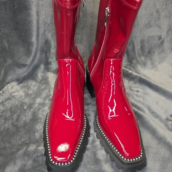 Lattelier Womens Shiny Ruby Red Leather Rhinestone Silver Boots. 38 (10 Usa) - Picture 11 of 13